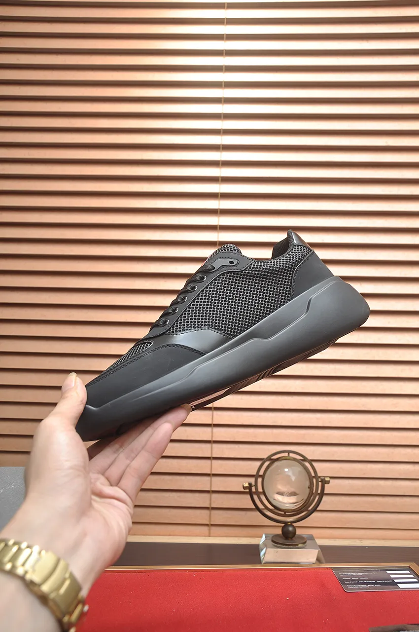 Men's shoes 💰620💶 [PRADA] Top original, new season, high quality original goods, top high mercerized cowhide combined with original breathable fabric + imported glue, imported stretch fabric inside with original cowhide feet, original thick outsole! Quality guaranteed! Code 38-45 (45 customized)